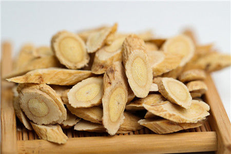 10% - 90% Scutellaria Baicalensis Root Extract Astragalus Polysaccharide Powder